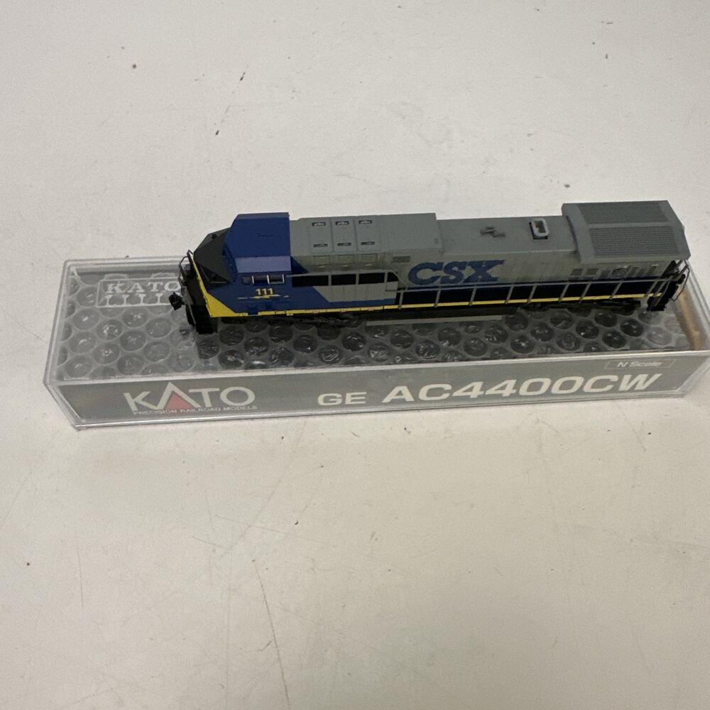 KATO 1767044 N SCALE CSX AC4400CW #111 DC, DCC READY 176-7044 LOCOMOTIVE